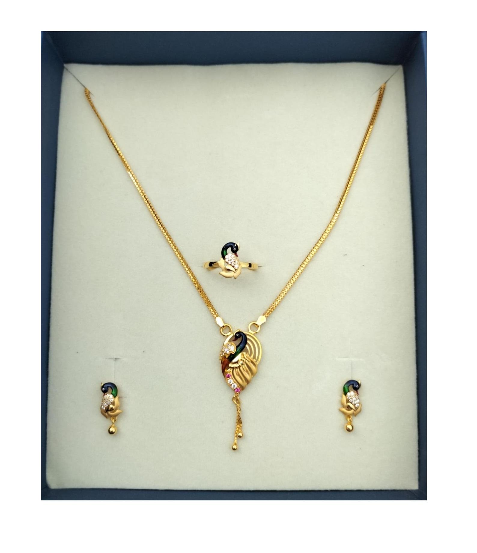 Peacock Ladies Stud (Gold 22k Yellow)